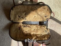 Vintage early rodeo/ranch bronc riding Hamley style saddle! Display or use