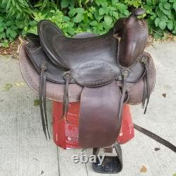 Vintage full size horse saddle brown LEATHER & WOOD