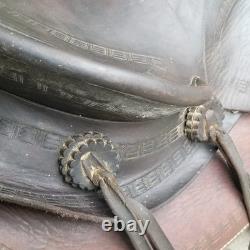Vintage full size horse saddle brown LEATHER & WOOD