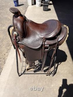 Visalia Saddle