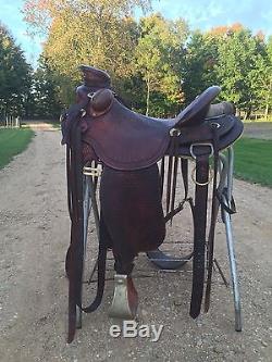 Wade ranch roping saddle 16. Inch