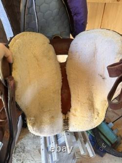 Western Barrel Saddle 15 Inch Seat