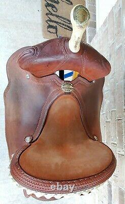 Western Barrel Saddle CONNIE COMBS By Saddlesmith 14 deep seat great for trails