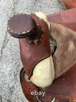 Western Leather Saddle Two Tone Basket Weave Horse Tack D Rings Conches