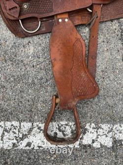 Western Leather Saddle Two Tone Basket Weave Horse Tack D Rings Conches