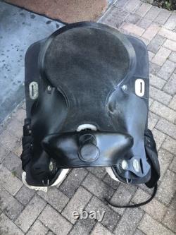 Western Pleasure Leather Saddle
