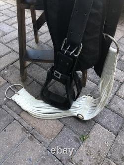 Western Pleasure Leather Saddle