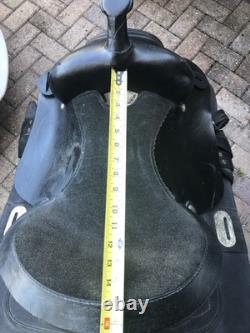 Western Pleasure Leather Saddle