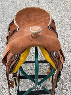 Western Ranch Saddle with Leather Seat & Stirrups Durable Cowboy Riding Tack