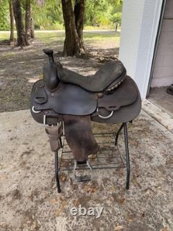 Western Roping Saddle
