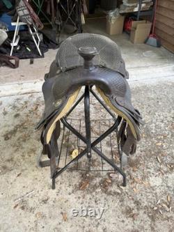 Western Roping Saddle