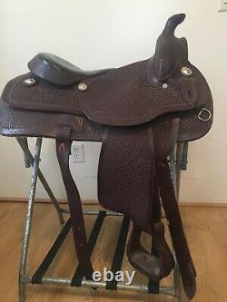 Western Saddle 15.5 Seat