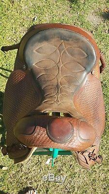 Western Saddle 15 inch Tex Tan Hereford Bran Basket Weave. In good condition