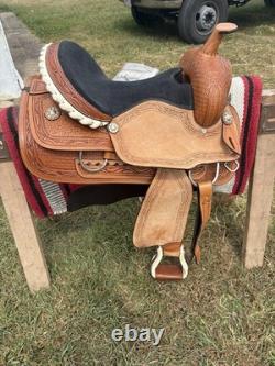 Western Saddle 16