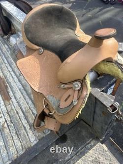 Western Saddle 16 Brown Leather Floral Black Suede Seat Stirrups Silver Accents