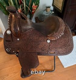 Western Saddle Champion Turf Equitation 15.5 Hand Tooled & Saddle Bag Excellent
