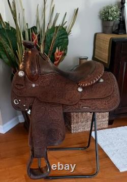 Western Saddle Champion Turf Equitation 15.5 Hand Tooled & Saddle Bag Excellent