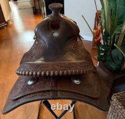 Western Saddle Champion Turf Equitation 15.5 Hand Tooled & Saddle Bag Excellent