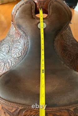 Western Saddle Champion Turf Equitation 15.5 Hand Tooled & Saddle Bag Excellent