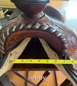 Western Saddle Champion Turf Equitation 15.5 Hand Tooled & Saddle Bag Excellent