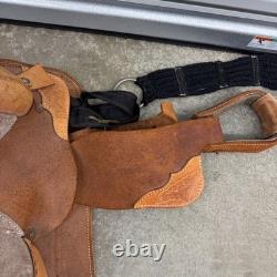 Western Saddle Leather Saddle 17 x 21 See Pics