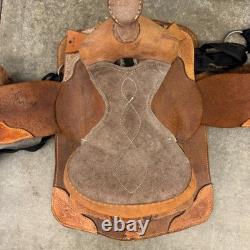 Western Saddle Leather Saddle 17 x 21 See Pics