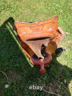 Western Saddle Rounded 15in No Brand