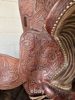 Western Saddle, brown leather, size 24