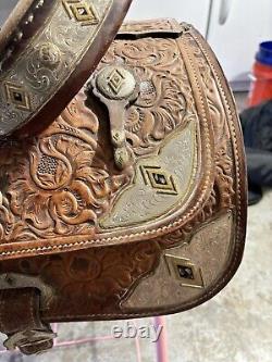 Western Show Saddle