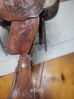 Western Show Saddle