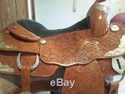 Western Show Saddle. 17.5 seat. Excellent condition. Attention getter