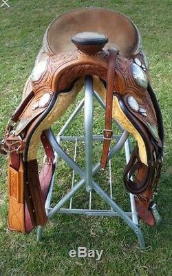 Western Show Saddle Broken Horn. Full silver Brest collar, silver stirrups