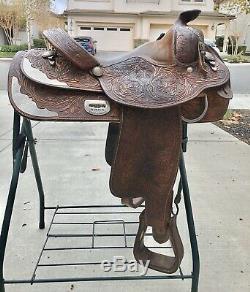 Western Show Saddle Size 15 Excellent Condition