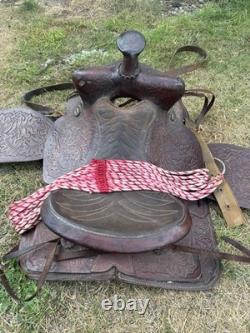 Western Style Saddle Horseback Riding With Etching Design Leather