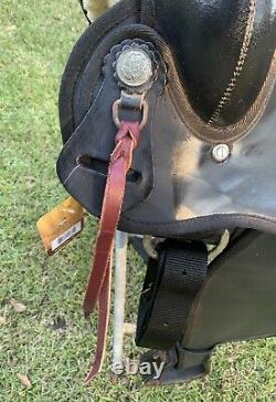 Western Synthetic Saddle 17 Seat Pleasure Trail Horse Tack Cordura Riding Good