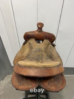 Western Tooled Leather Saddle 15 Seat Brown USA Stirrups Very Good Condition