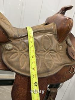 Western Tooled Leather Saddle 15 Seat Brown USA Stirrups Very Good Condition