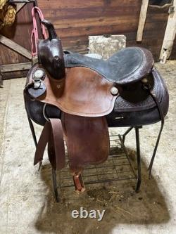 Western Trail Saddle 15in Seat Great Condition