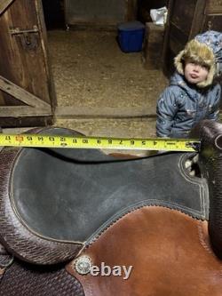 Western Trail Saddle 15in Seat Great Condition