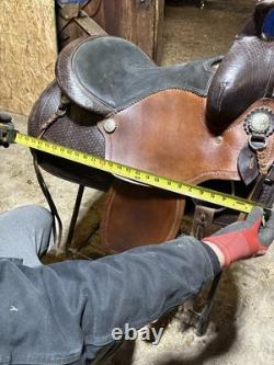 Western Trail Saddle 15in Seat Great Condition