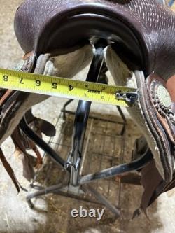 Western Trail Saddle 15in Seat Great Condition