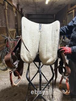 Western Trail Saddle 15in Seat Great Condition