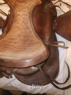 Western Vintage Saddle Leather Horse Rider Used Movie Prop Country Cowboy Pony