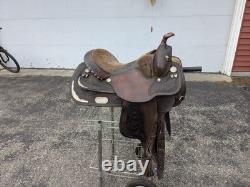 Western pleasure show saddle