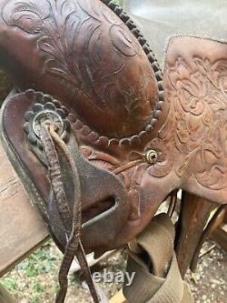 Western roping saddle, used, flaws, see pics for measurements & condition