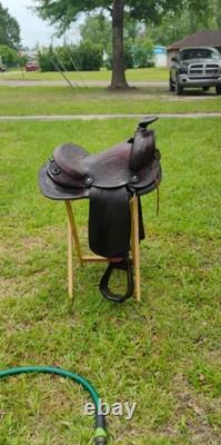 Western saddle