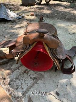 Western saddle
