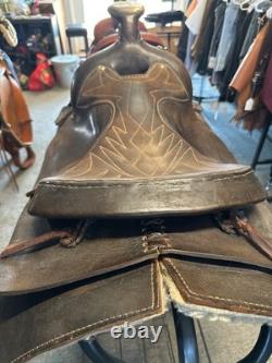 Western saddle 15.5 seat 6.5 gullet SQHB
