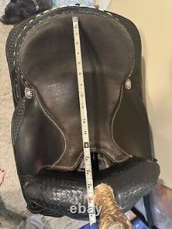 Western saddle 15 used