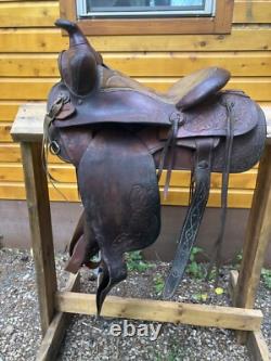 Western saddle, Utahn brand, flaws, see pics for measurements & condition